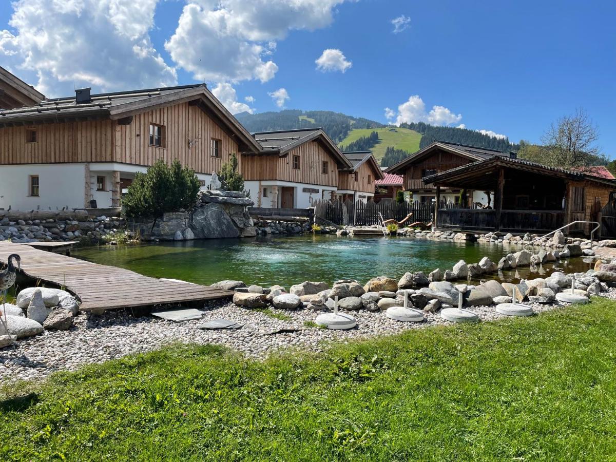 Sieglhub Chalets - Appartements - Hotel Flachau Exteriör bild