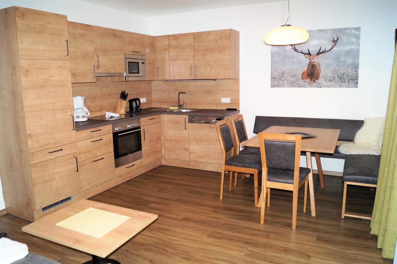 Sieglhub Chalets - Appartements - Hotel Flachau Exteriör bild