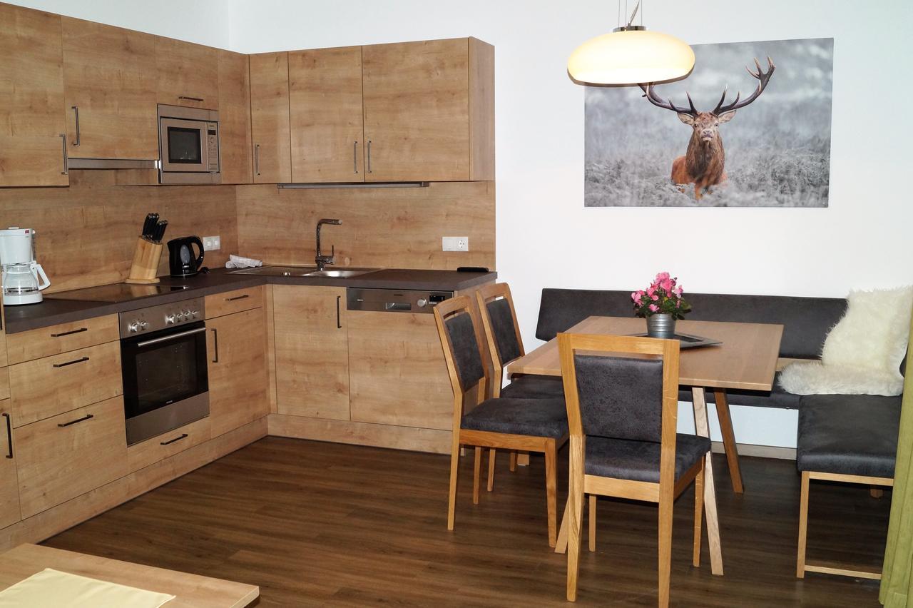 Sieglhub Chalets - Appartements - Hotel Flachau Exteriör bild