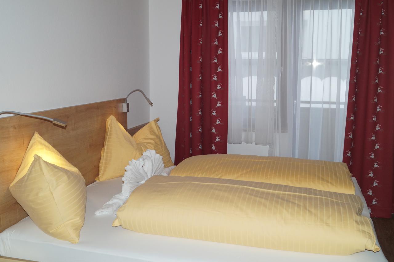 Sieglhub Chalets - Appartements - Hotel Flachau Exteriör bild