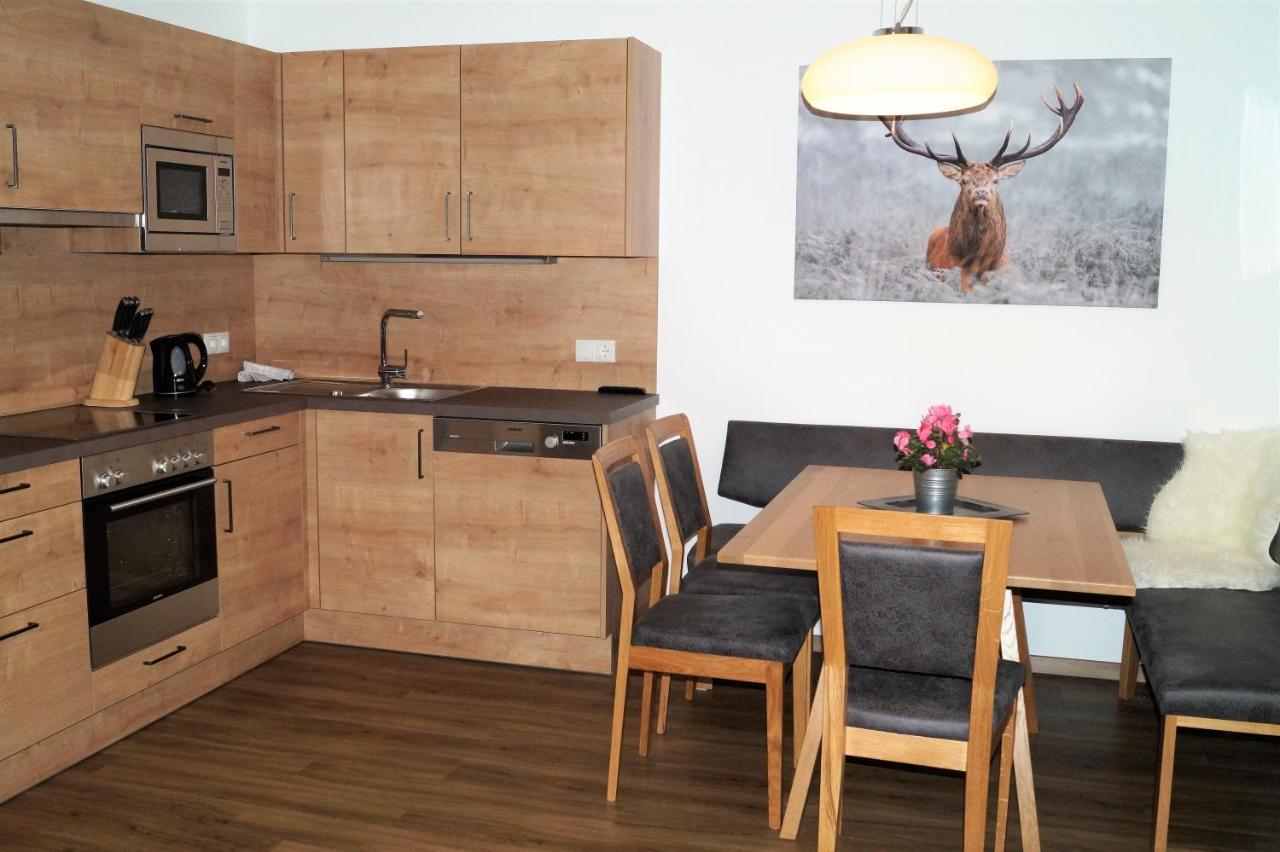 Sieglhub Chalets - Appartements - Hotel Flachau Exteriör bild