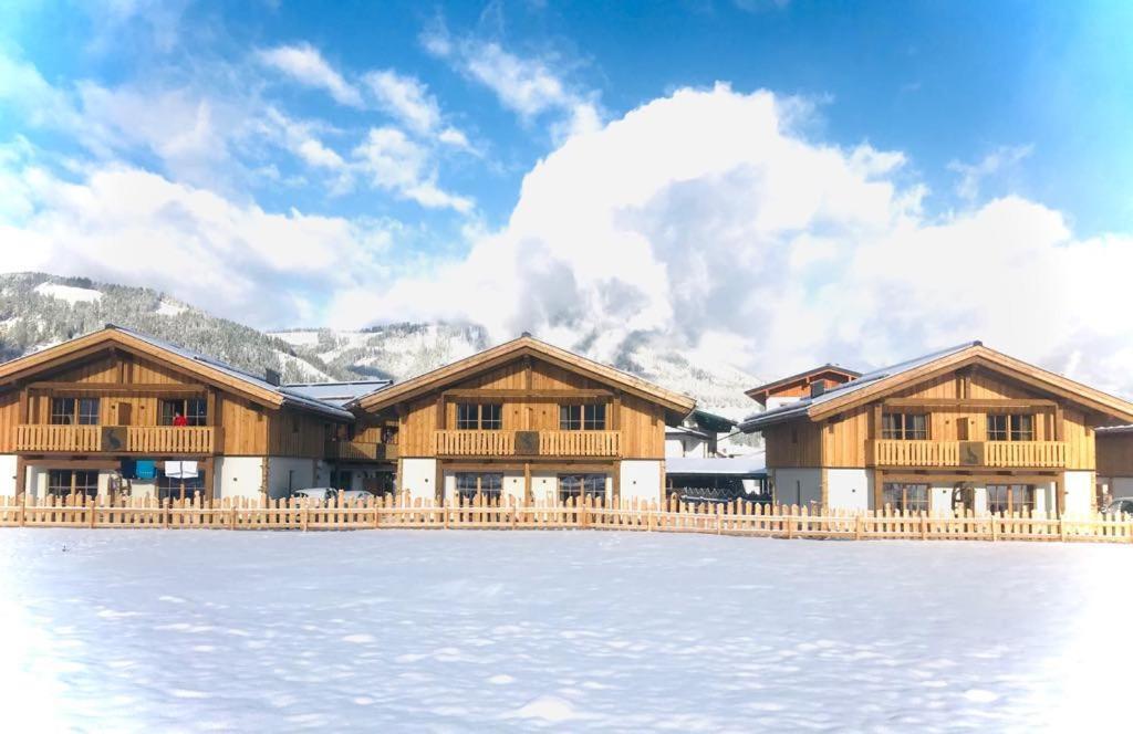 Sieglhub Chalets - Appartements - Hotel Flachau Exteriör bild